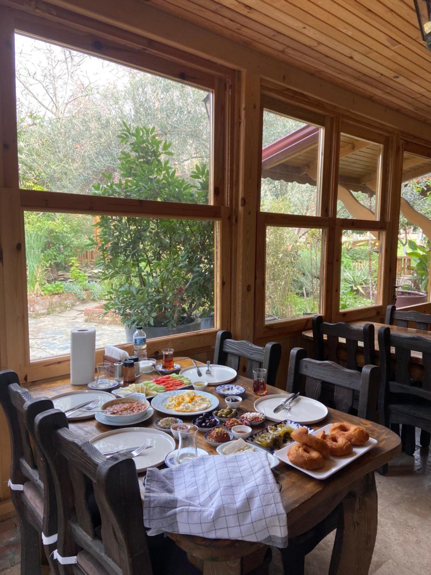 Pavelin Yeri Otel Edremit  Esterno foto