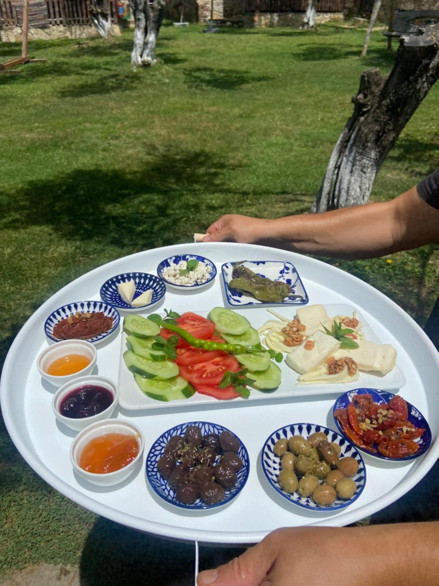 Pavelin Yeri Otel Edremit  Esterno foto